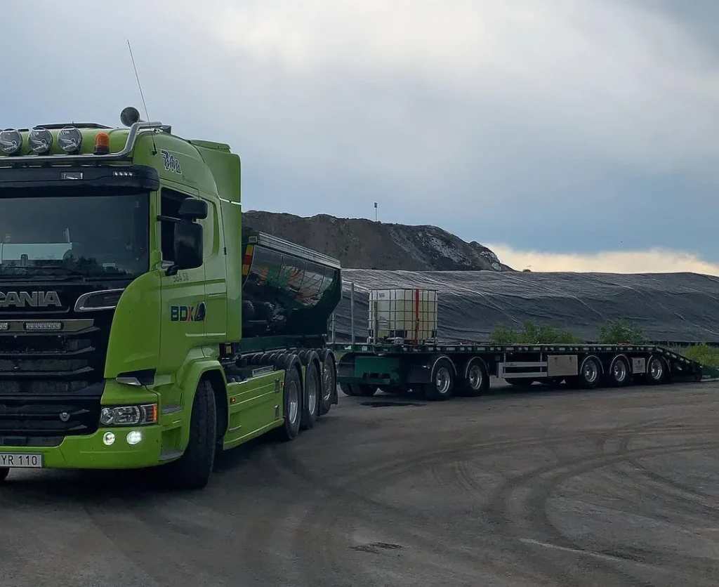 MMM Mickes mark & maskin lastbilar (1)